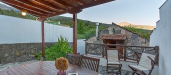 Appartement de vacances « El Pajar De Inés » avec vue sur la mer, terrasse privée et Wi-Fi