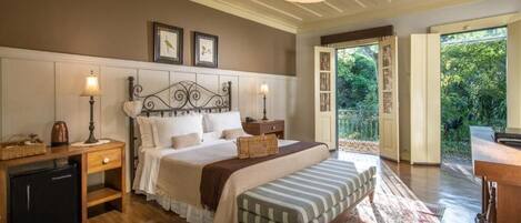 Premium bedding, minibar, in-room safe, iron/ironing board (on request)