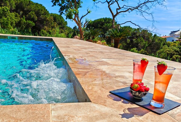 Pool - Can Prats, masia beach house (Lloret de Mar)