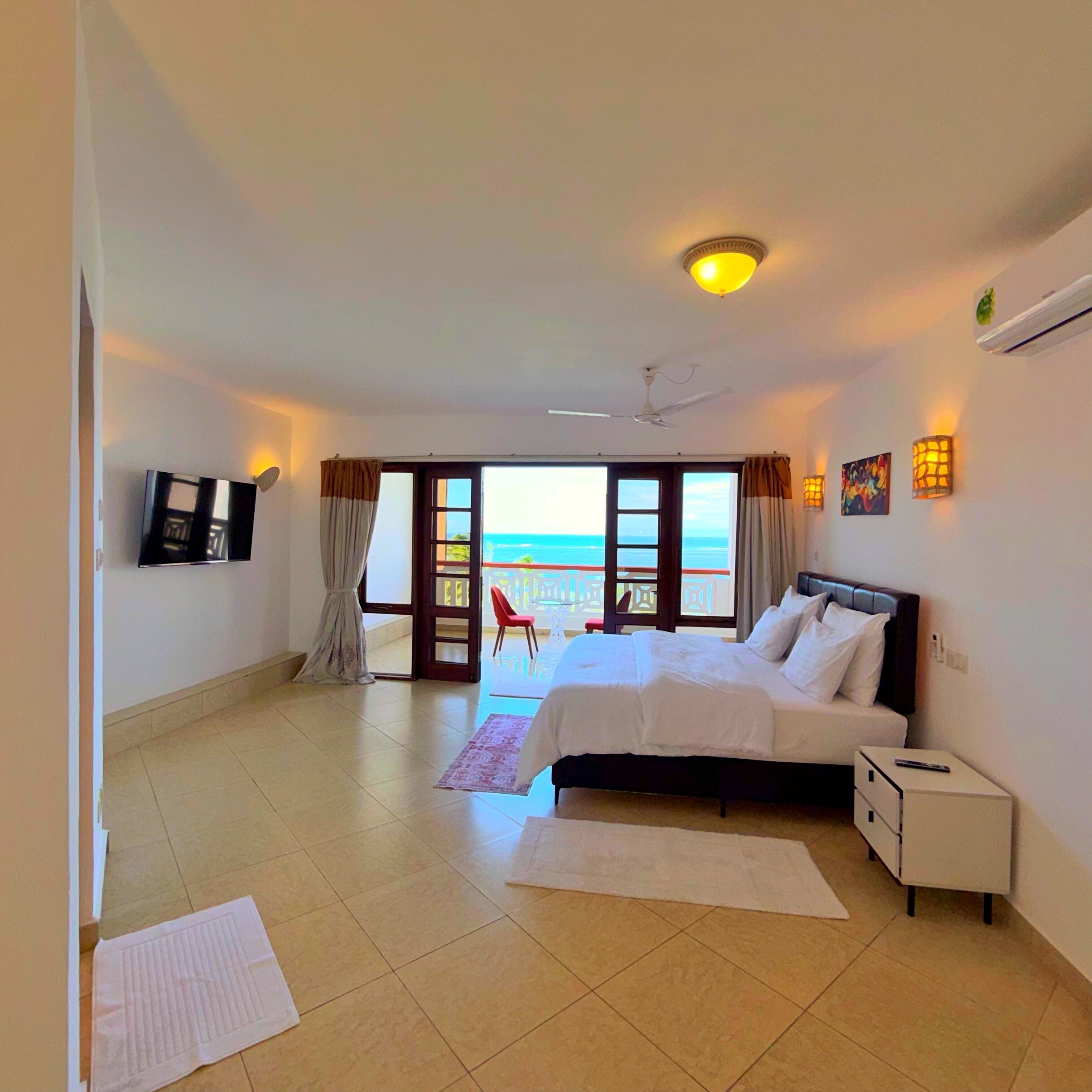 2 quartos, ferros/tábuas de passar roupa, Wi-Fi, roupa de cama