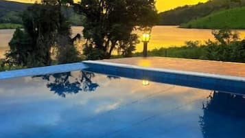 Alberca al aire libre