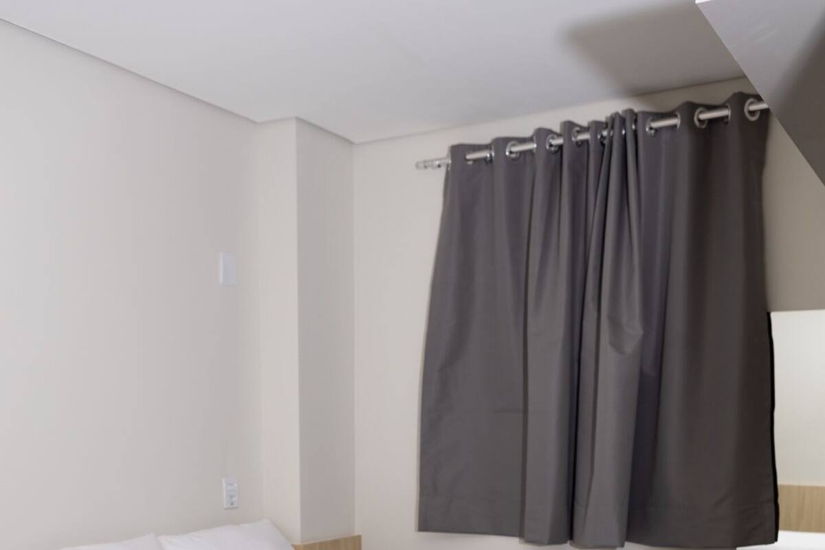Minibar, laptop workspace, WiFi (free), bed sheets