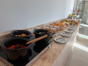 Free daily full breakfast - Ex Hotels Laguna (Inocência)