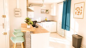 Private kitchen - Le Central Michelet – Appartement 4 pers (Tours)