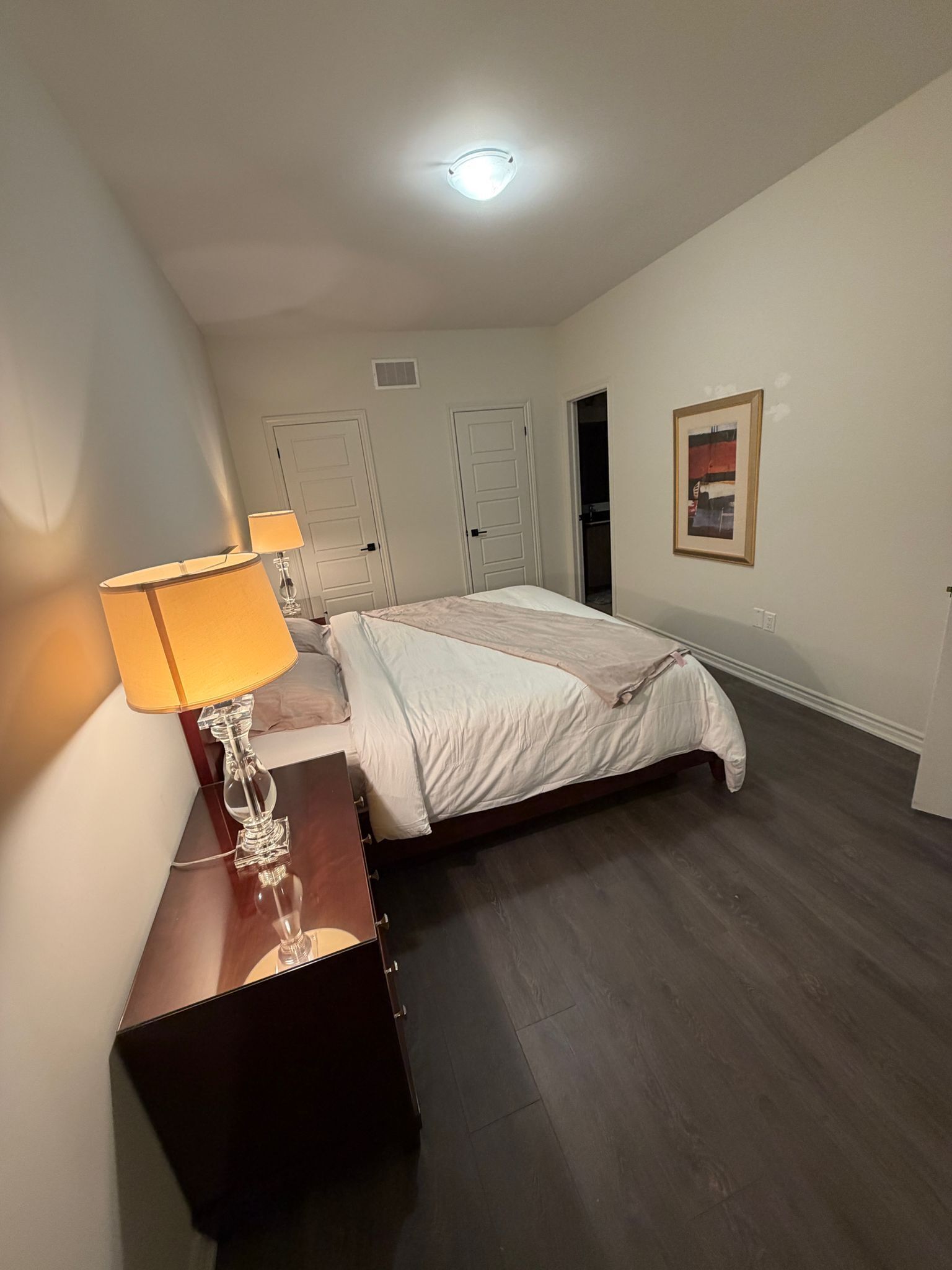 3 bedrooms, iron/ironing board, Internet, bed sheets