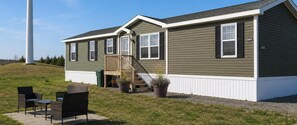 Exterior - Entire House & Windmill Coast Retreat (Glace Bay)