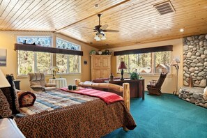4 Schlafzimmer, Schreibtisch, Bügeleisen/Bügelbrett, WLAN