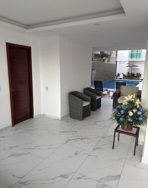 Outdoor pool - Hotel Boutique Margot (Acapulco de Juárez)