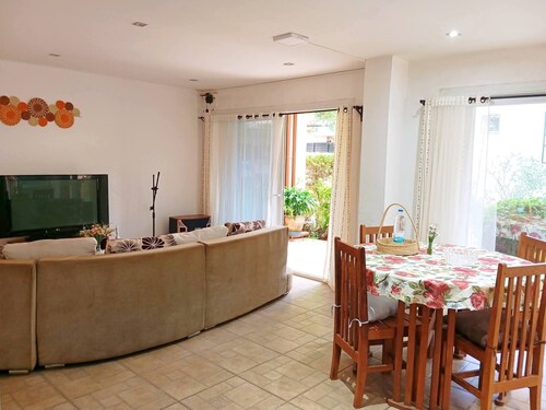 Fully furnished T2 apartment with gym access