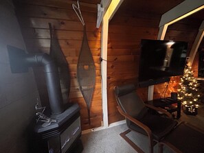 Interior - Popular Cabin Colony - steps from village, hot tub (Vernon)