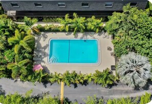 Pool - Cozy retro surf/beach vibe 2 bedroom condo (Indian harbor beach)