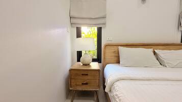In-room safe, desk, laptop workspace, free WiFi