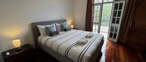 Blackout drapes, soundproofing, iron/ironing board, WiFi (free)