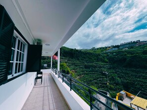 Villa Luxe, vue fleuve | Terrasse/Patio