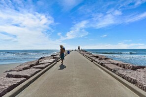 Nær stranden