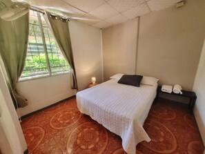2 habitaciones, internet y ropa de cama 