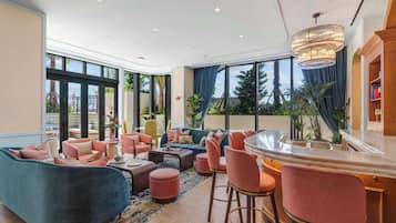 Lobby lounge