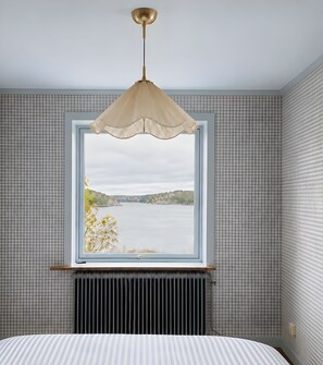 Iron/ironing board, WiFi, bed sheets - Villa Erik - A newly renovated summer oasis with sea views, peace and exclusive comfort. (Eriksberg)