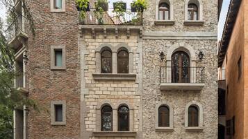 Deluxe Apartment | Exterior