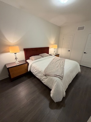 3 bedrooms, free WiFi, bed sheets