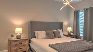 Townhome, Multiple Beds, Pool Access, Pool View (10461ET-SVH)