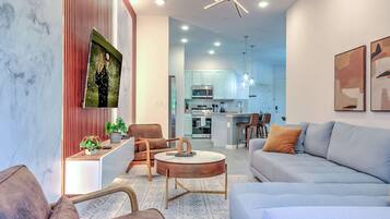 Townhome, Multiple Beds, Pool Access, Pool View (10461ET-SVH) | Living area