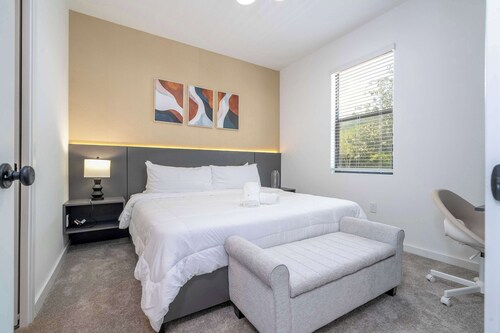 Family-friendly Townhouse w/ Game Room Near Disney