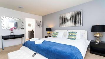 Townhome, Multiple Beds, Pool Access, Pool View (9035RS-SVH) | 5 bedrooms
