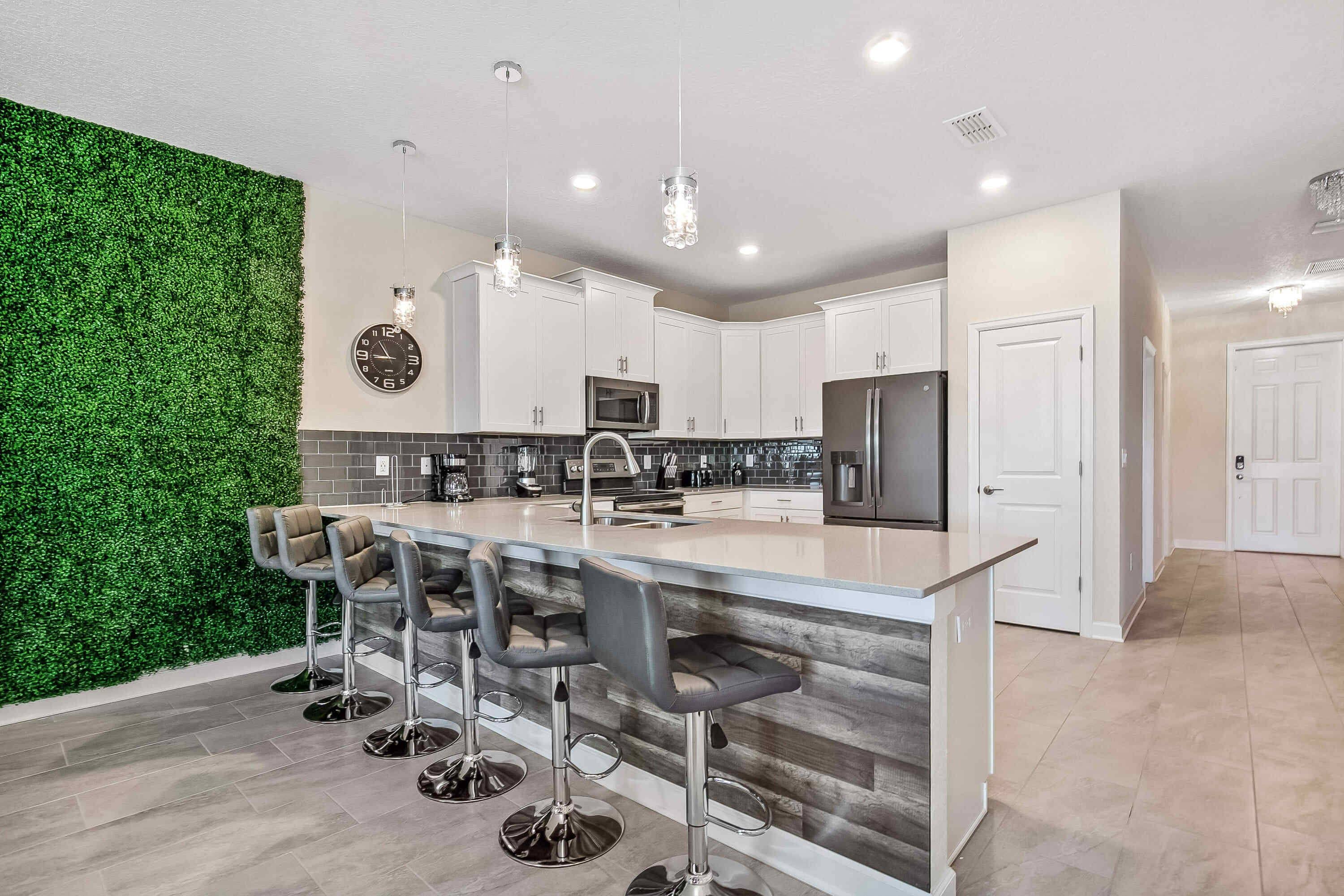 House, Multiple Beds, Pool Access, Pool View (2901FS-SVH) | Private kitchen
