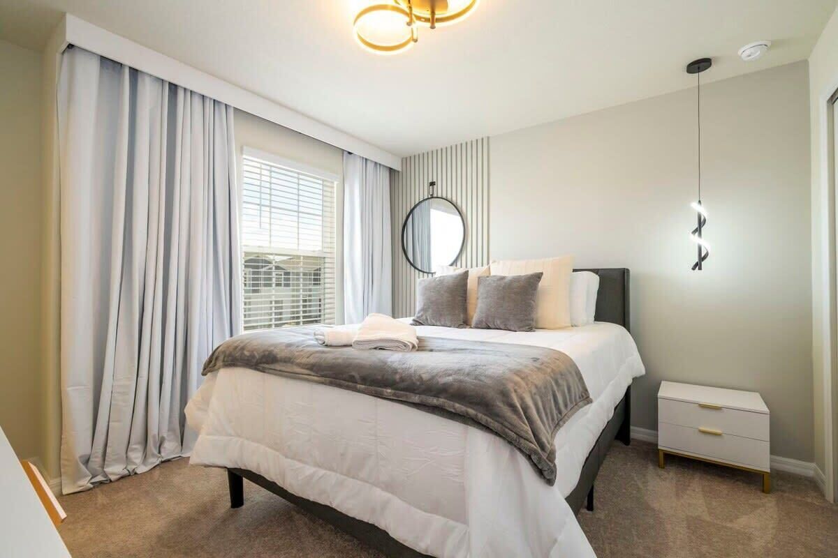 House, Multiple Beds, Pool Access, Pool View (4015LA-SVH) | 7 bedrooms