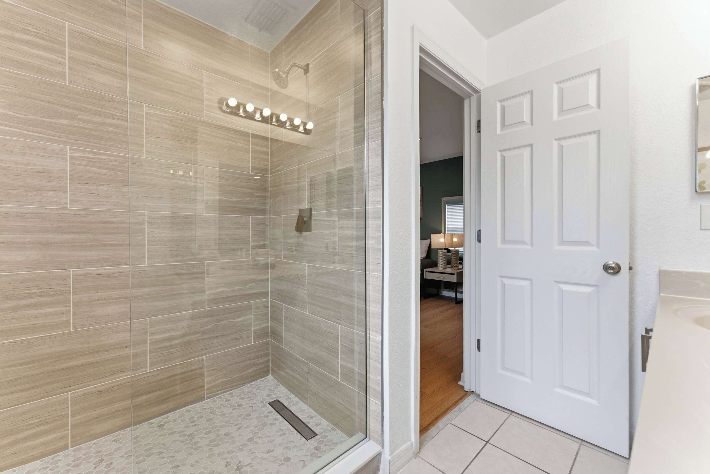 Casa de ciudad, varias camas, hidromasaje, vista al jardín (2752CL-SVH) | Baño