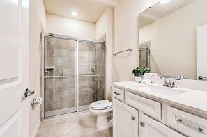 Townhome, Multiple Beds, Pool Access, Pool View (1149BI-SVH) | Bathroom - Family Townhome w/ Private Pool Near Theme Parks (Clermont)