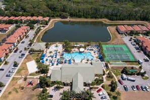 Exterior - Family-friendly Townhouse With Pool, Minutes to Disney! (Kissimmee)