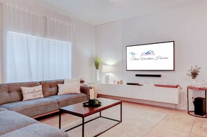 Stadtwohnung, Mehrere Betten, Poolzugang, Poolblick (8937CP-SVH) | Wohnbereich