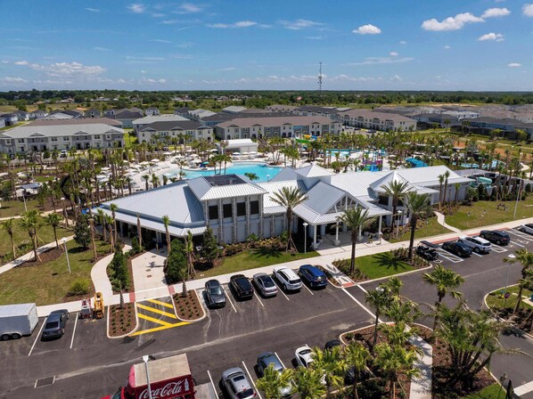 Exterior - Spacious Townhome With Private Pool Near Theme Parks (Clermont)