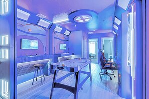 Casa geminada, várias camas, acesso à piscina, vista para a piscina (1177BI - SVH) | Sala de jogos