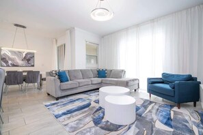 Townhome, Multiple Beds, Pool Access, Pool View (2941PL-SVH) | Living area