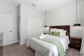 Townhome, Multiple Beds, Pool Access, Pool View (8951BP-SVH) | 5 bedrooms - Private Pool Townhouse Near Disney Parks - Family Friendly (Kissimmee)