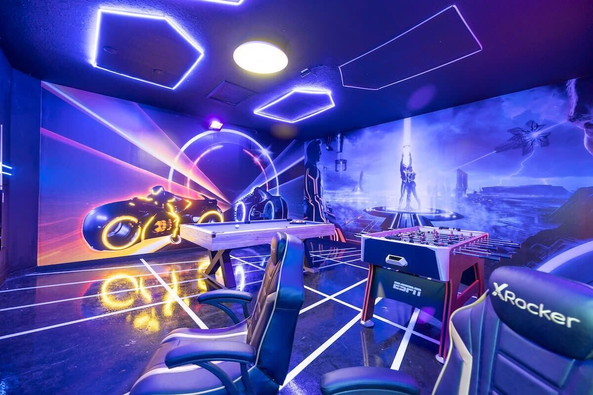 Ferienhaus, Mehrere Betten, Poolblick (7316OL-SVH) | Spielezimmer