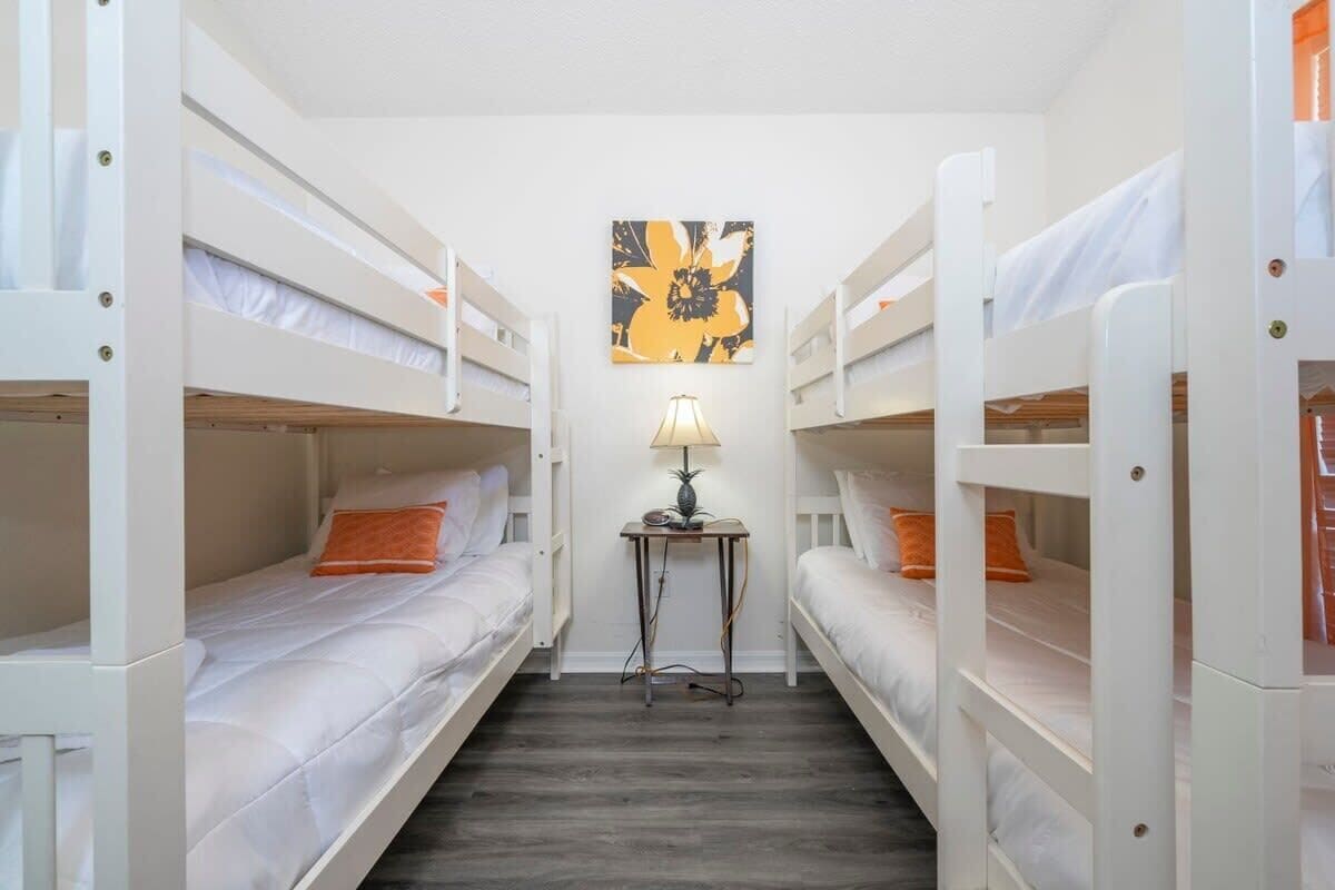 Maison, Plusieurs lits, accès à la piscine, vue sur la piscine (133MBB--SVH) | 5 chambres