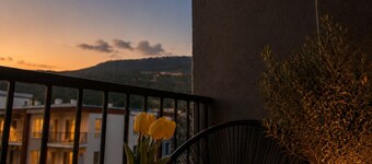 Heart of Ohrid Lake Free Parking FastWIFI Balcony Smart TV AC Mountain View