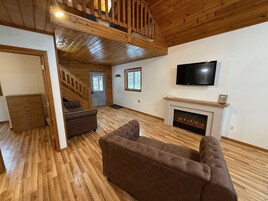 Family Cabin, Multiple Beds, Lake View | Interior