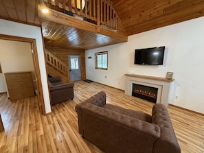 Family Cabin, Lake View | Interior