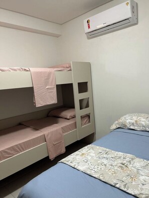 熨斗/熨衣板、免费 WiFi、床单、轮椅无障碍