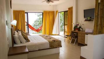 2 bedrooms, internet, bed sheets