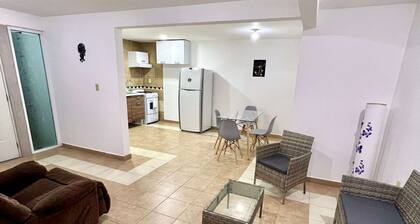 Apartment with parking and a kitchen near Six Flags