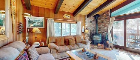 TV, fireplace, DVD player