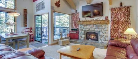 TV, fireplace, DVD player