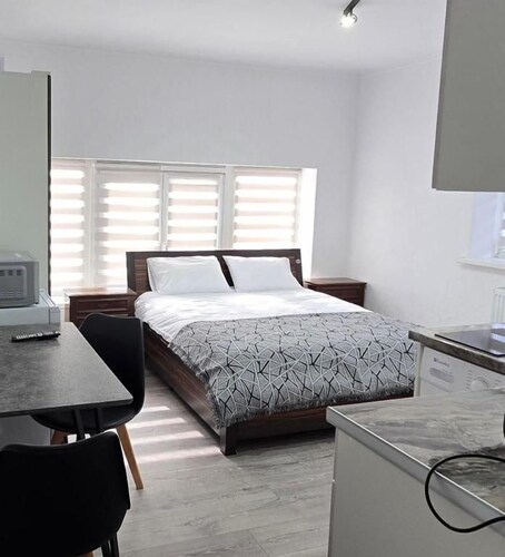 Small House ApartHotel