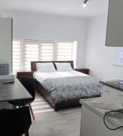 Small House ApartHotel